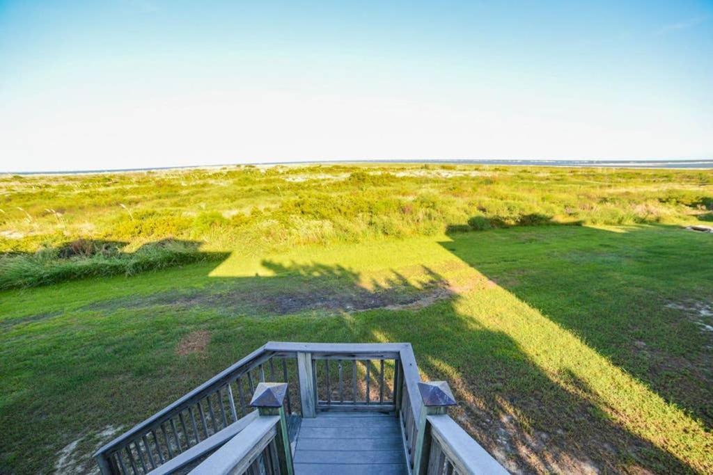 Pelican Point Unobstructed Beach Views Beach Access Out Back Door! Harbor Island Bagian luar foto