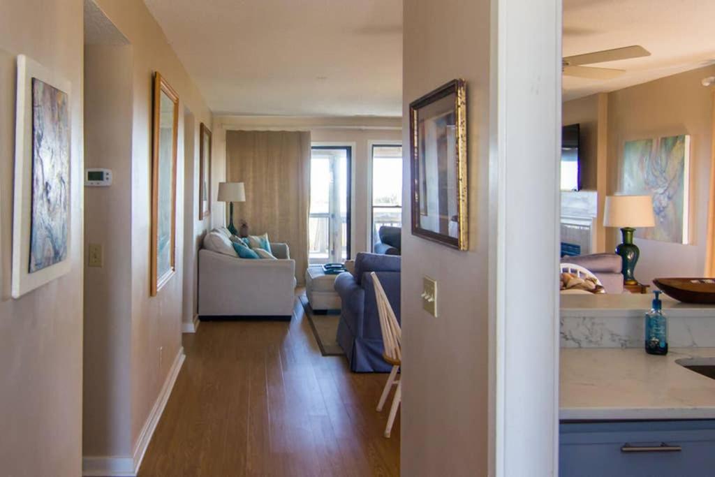 Pelican Point Unobstructed Beach Views Beach Access Out Back Door! Harbor Island Bagian luar foto