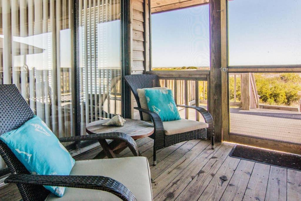 Pelican Point Unobstructed Beach Views Beach Access Out Back Door! Harbor Island Bagian luar foto