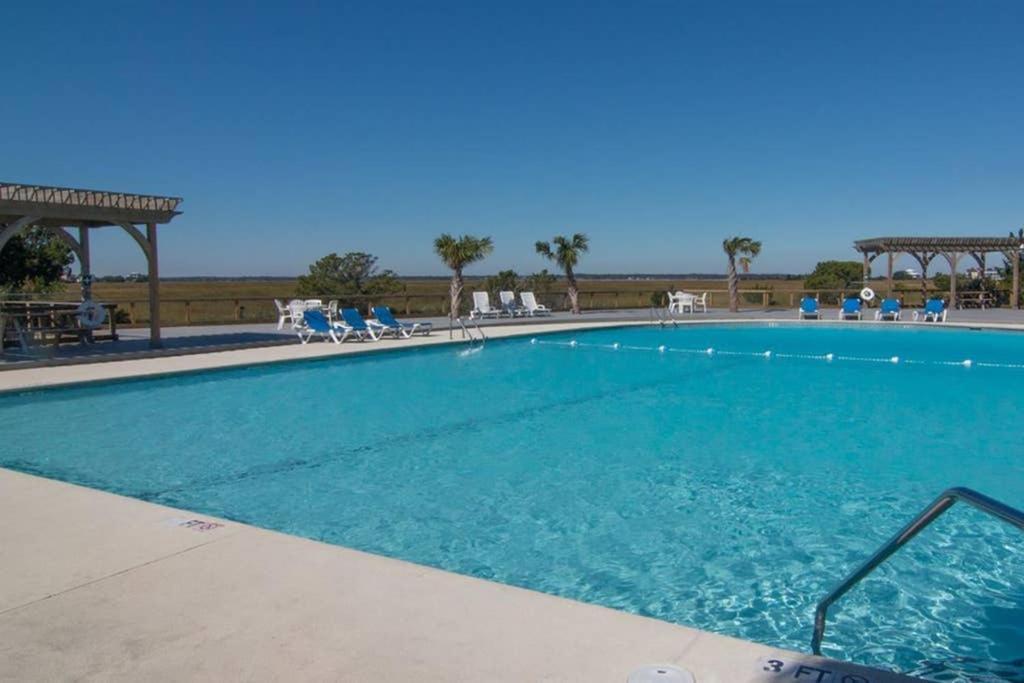 Pelican Point Unobstructed Beach Views Beach Access Out Back Door! Harbor Island Bagian luar foto